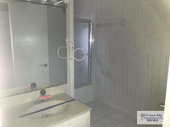 5th image of 5116 Manana Cir