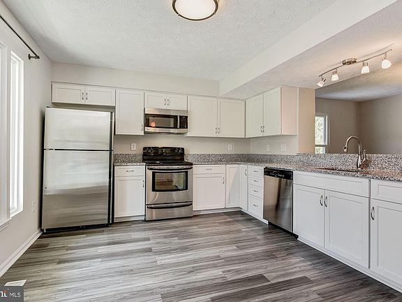 2nd image of 14852 Silver Ash Ct