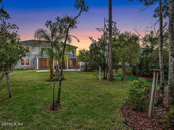 5th image of 243 PALISADE Drive