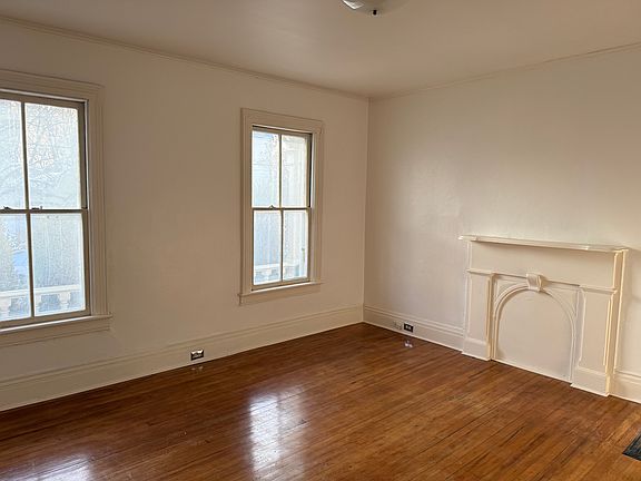 3rd image of 442 E Allen St #1