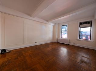 311 E 72nd St APT 1G, New York, NY 10021