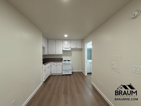 4th image of 5245 Riverton Ave APT 103