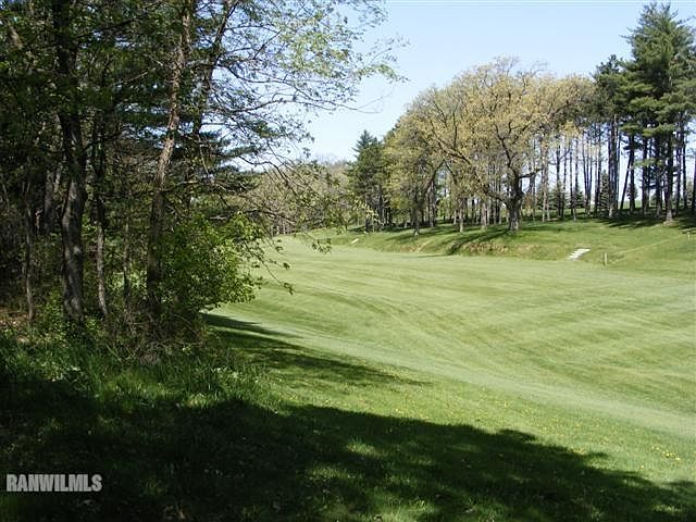 1st image of 4-213 214 Fairview