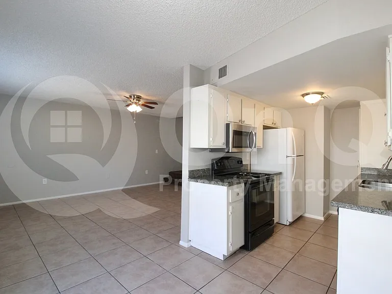 860 E Brown Rd #32 — Photo 5