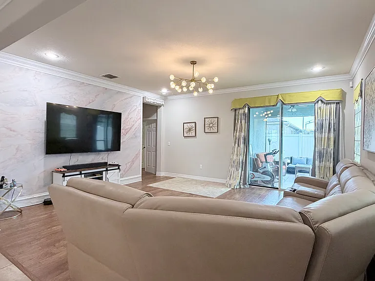 2916 Chantilly Ave — Photo 18