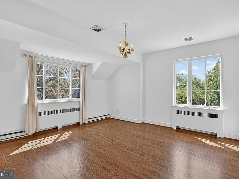 5553 Little Falls Rd — Photo 41