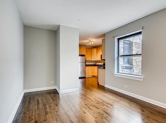 3rd image of 7009 N Wolcott Ave #2