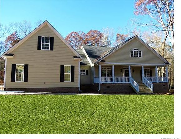 1st image of 3245 Tanglewood Dr