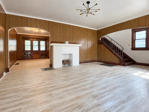 3337 Parkwood Ave, Toledo, OH 43610