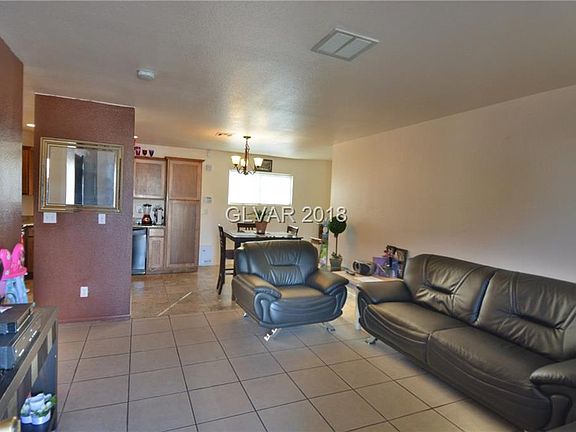 3rd image of 4513 Stacey Ave