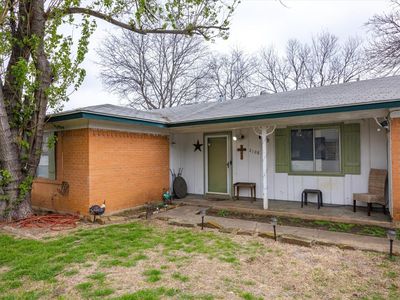 2108 Greenway St, Arlington, TX, 76010
