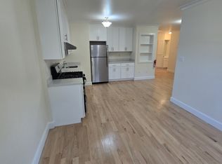 36-20 Bowne St #1T, Flushing, NY 11354