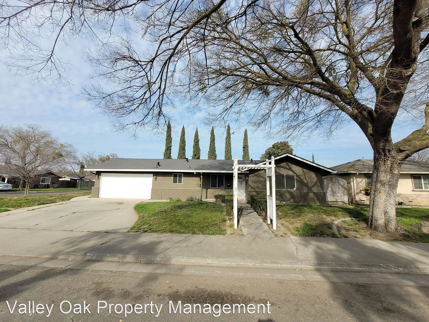 1701 Ensenada Dr photo 1