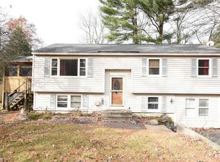 12 Tamarack Ln, Townsend, MA 01469