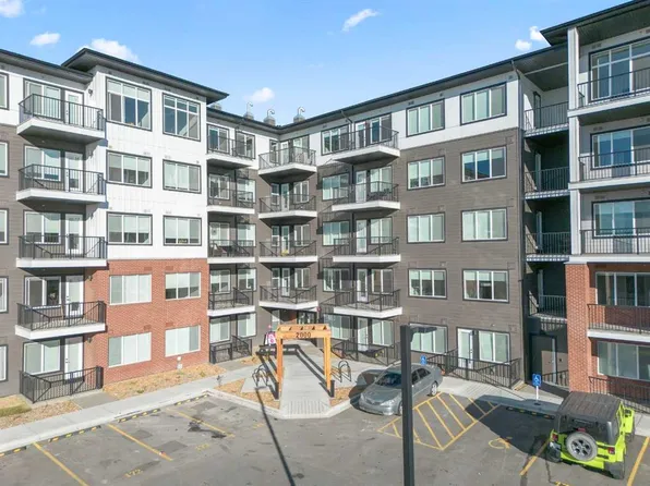 395 E Skyview Pkwy NE #2418, Calgary, AB T3N 1Z7