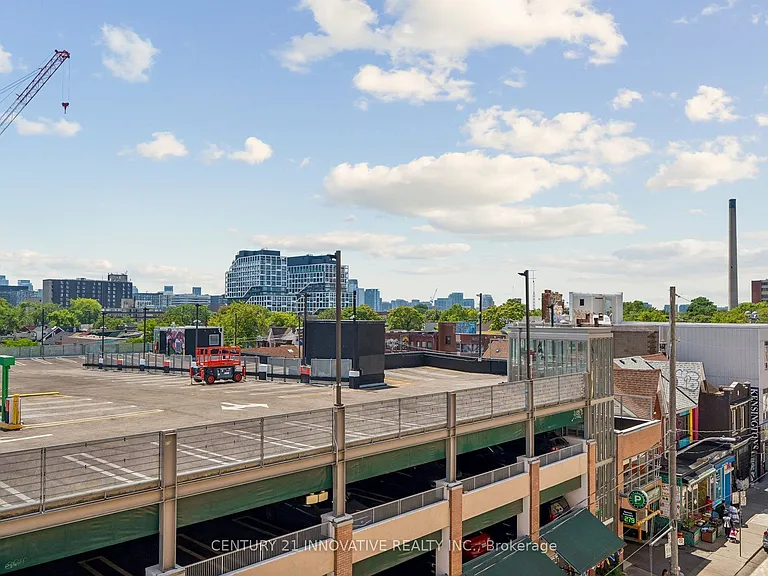 160 Baldwin St #420 — Photo 39