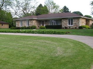 506 S Military St, Martelle, IA 52305