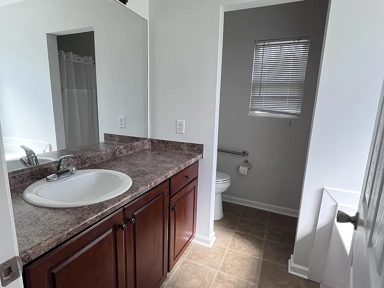 206 N Bridgeport Dr — Photo 8