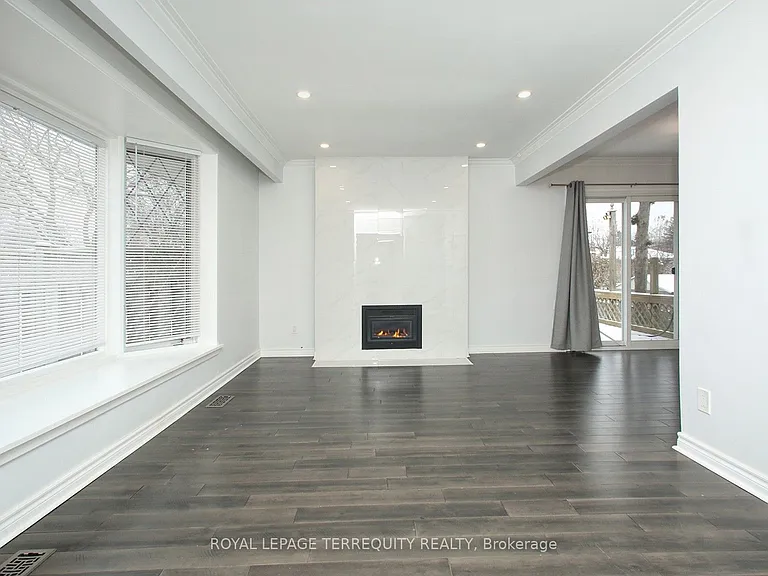 1 Barnes Cres — Photo 9