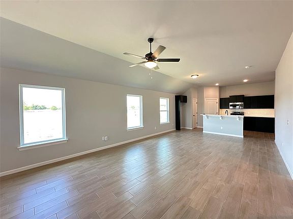 4th image of 13932 Mondello Ln