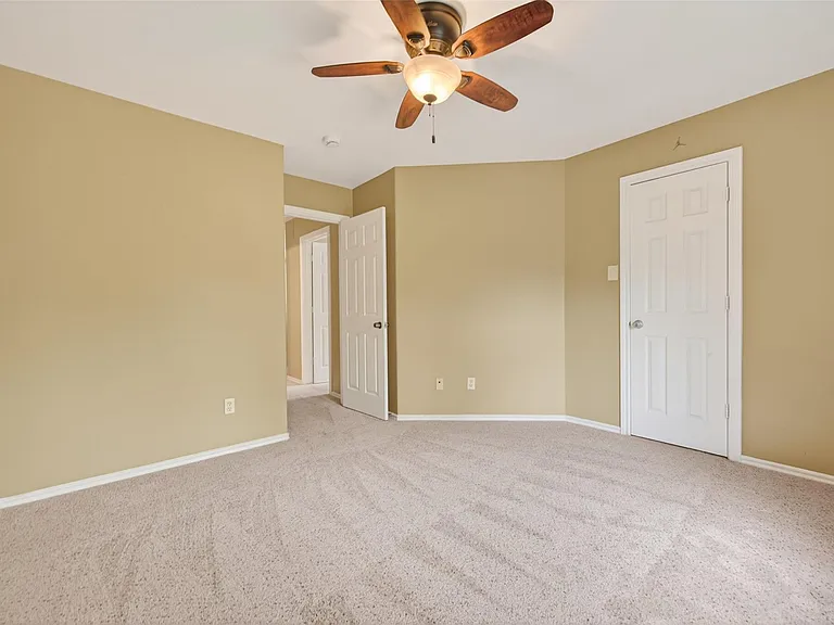 54 Blue Creek Pl — Photo 17