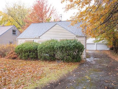 23901 Colbourne Rd, Euclid, OH, 44123