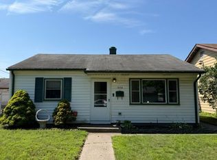 1636 173rd Pl, Hammond, IN 46324