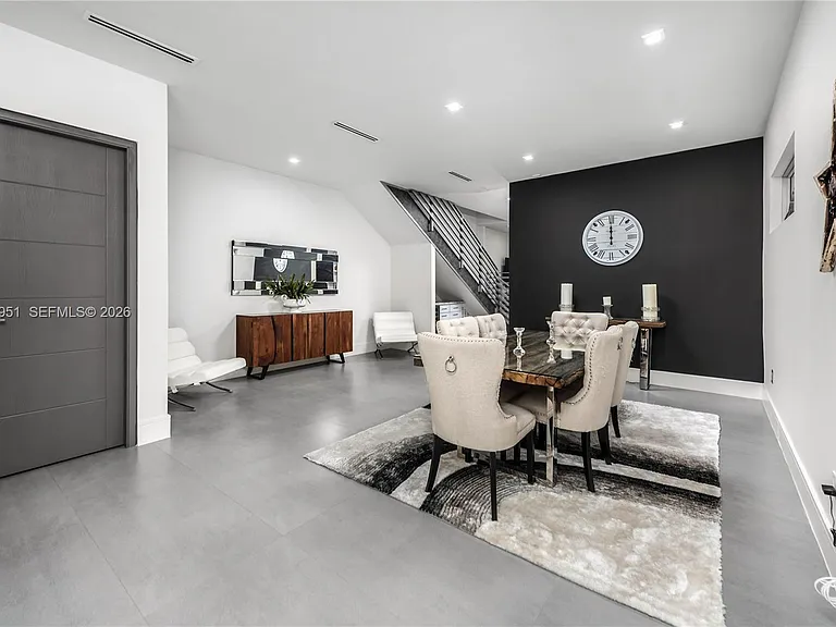 3067 Carter St — Photo 10