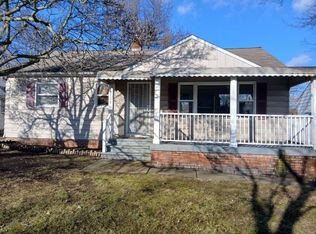 15709 Wingate Rd, Maple Heights, OH 44137