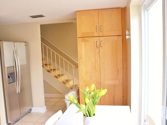 5th image of 41 Chippingwood Ln