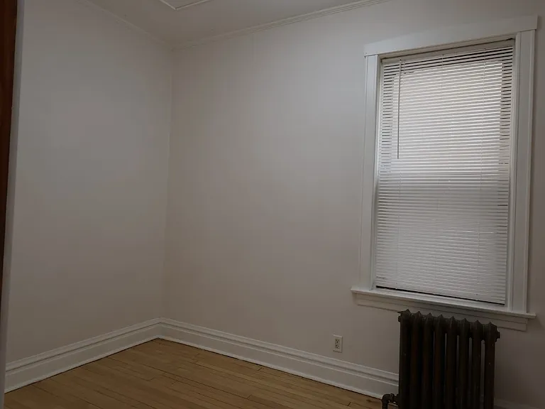 4437 S Artesian Ave #1 — Photo 8