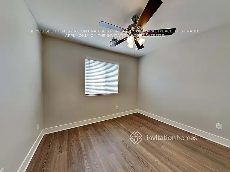 5319 W Illini St — Photo 11