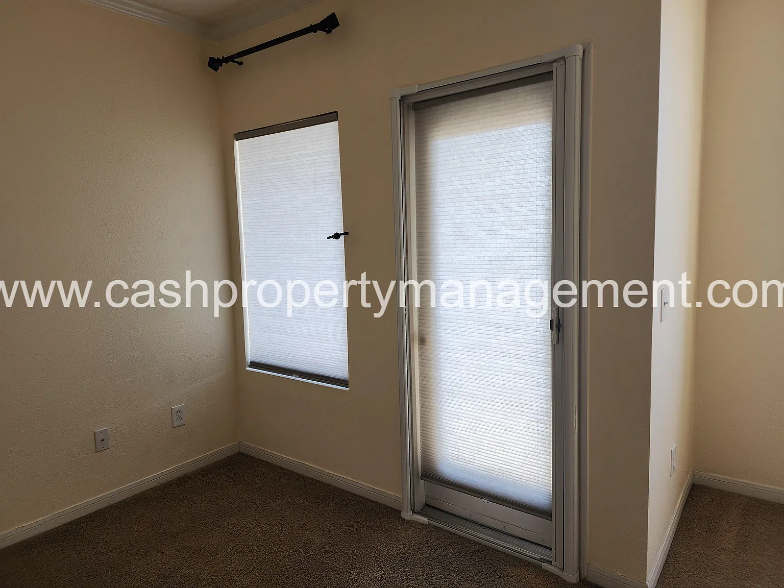701 Gibson Dr — Photo 4