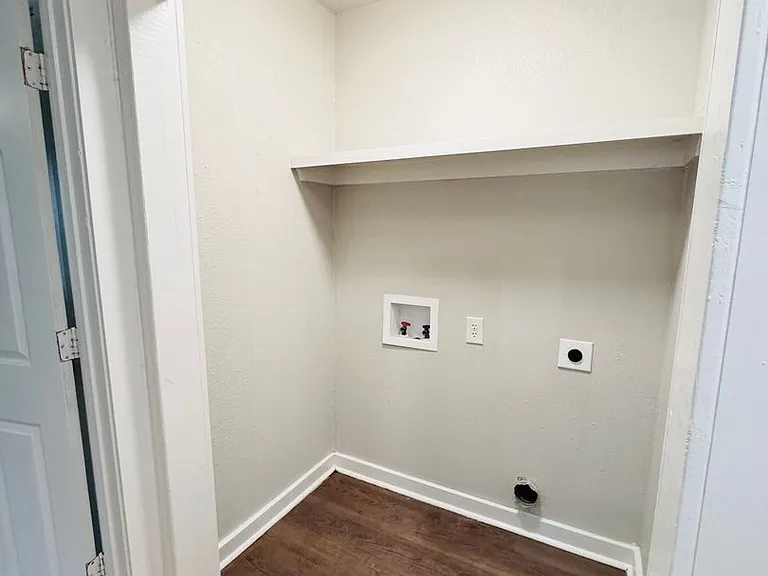3577 Mission Dr — Photo 10