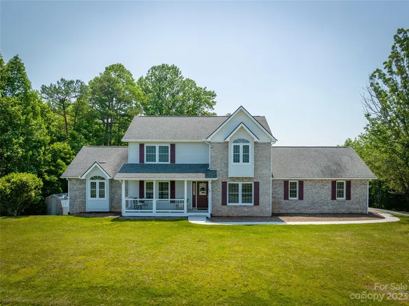 699 Flint Hill Rd, Alexander, NC 28701