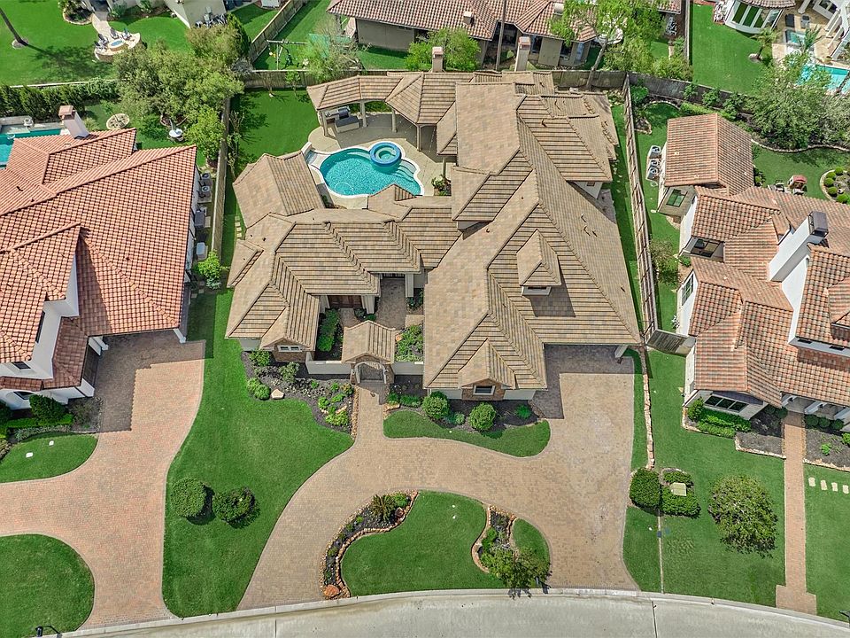 1st image of 25 Post Shadow Estate Dr