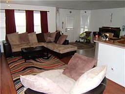 2nd image of 7817 Leaning Oak Dr