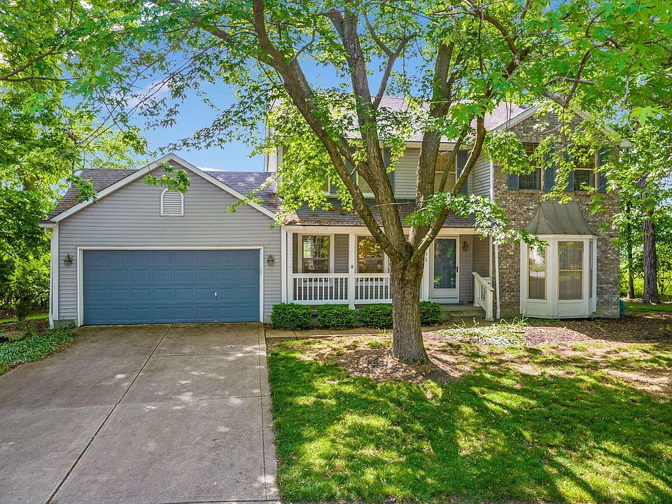 1st image of 556 Elm Ct