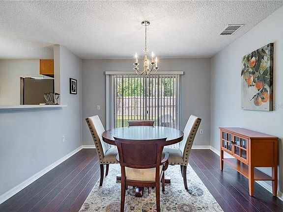 5th image of 9950 Ashburn Lake Dr