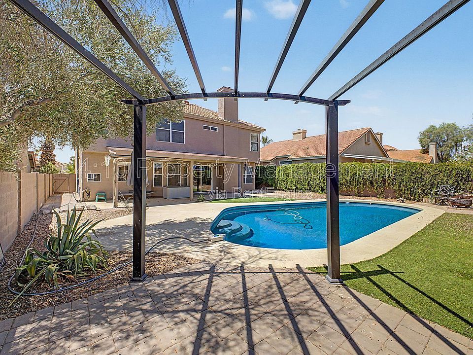 1st image of 3236 E Hiddenview Dr