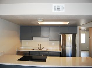 37427 N Ootam Rd APT 202, Cave Creek, AZ 85331