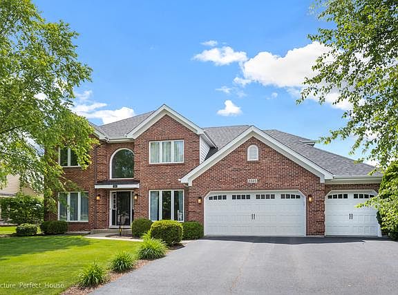2nd image of 2315 Beauport Dr