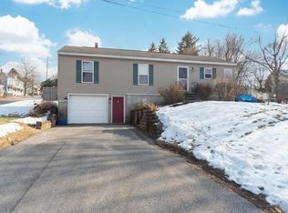 12 Spring St, Clinton, MA 01510