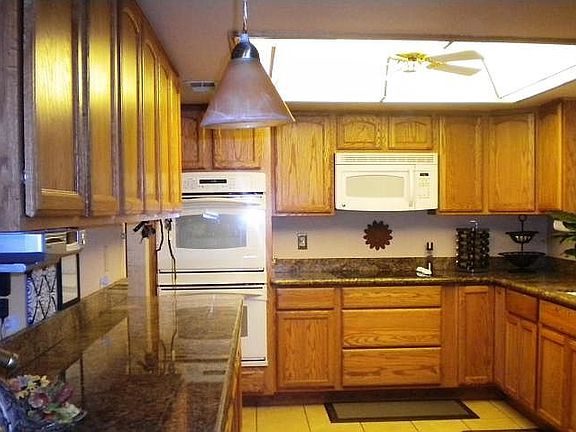 Lots of Counter Space