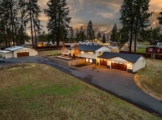 61151 Parrell Rd, Bend, OR 97702