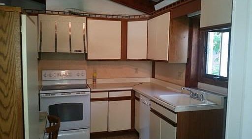 2nd image of 89 Eustis St #1