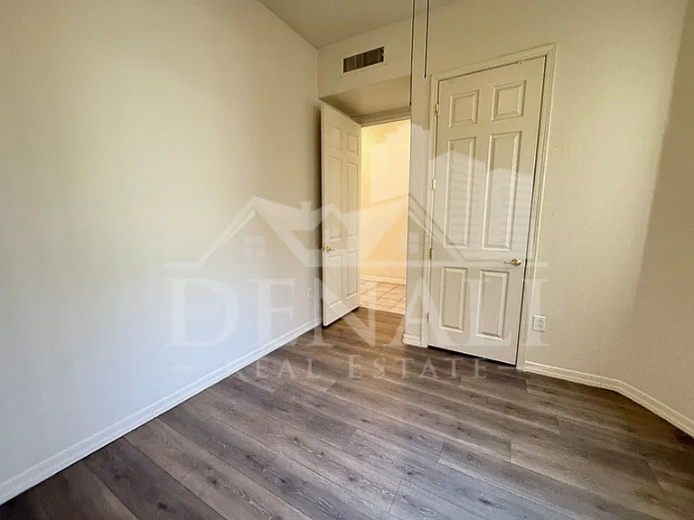 3800 S Cantabria Cir #1009 — Photo 15