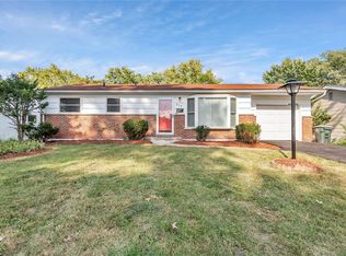 619 Lynn Haven Ln, Hazelwood, MO 63042
