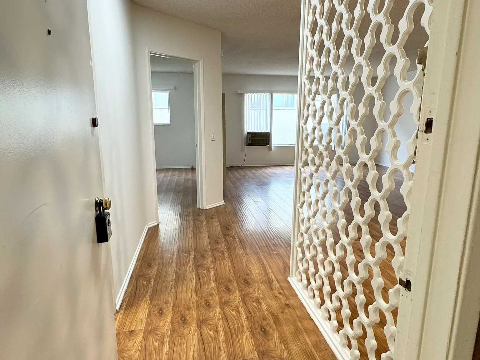 1 bed, 600 sqft, $2,150 — Photo 2