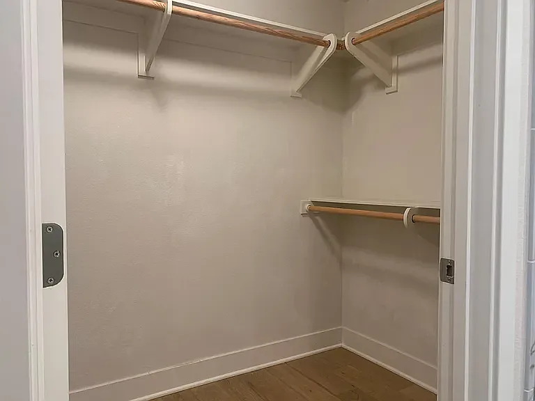 627 Deep Valley Dr #417 — Photo 10